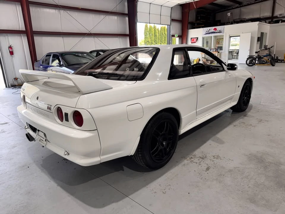 1994 Nissan Skyline - Image 4 of 20
