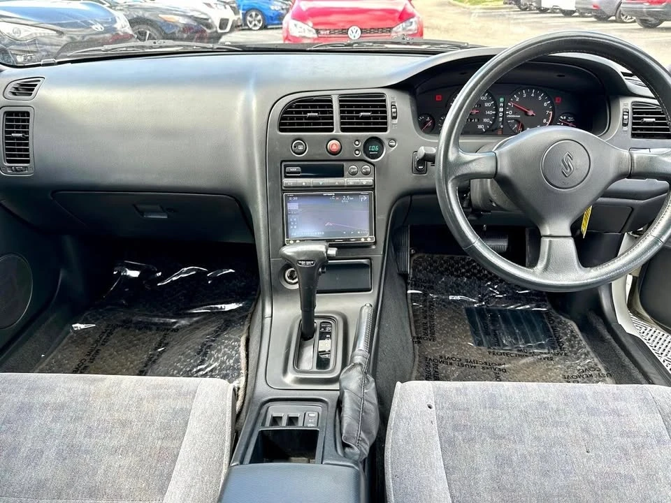 1994 Nissan Skyline - Image 6 of 19