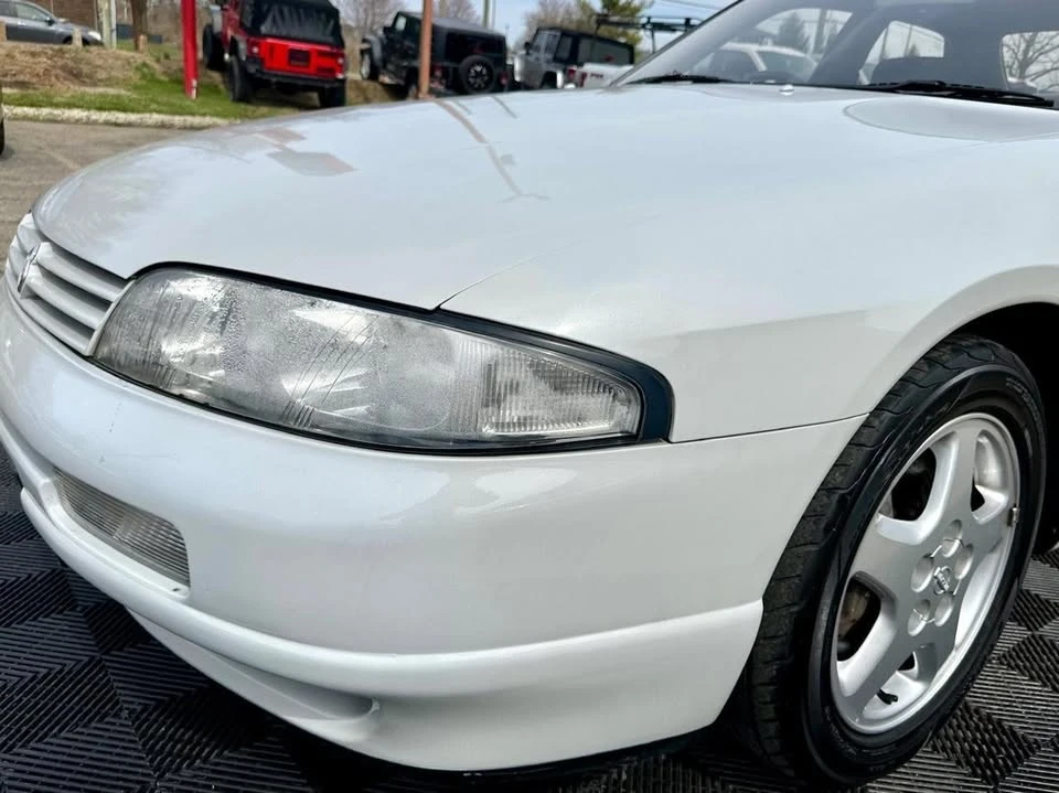 1994 Nissan Skyline - Image 11 of 19