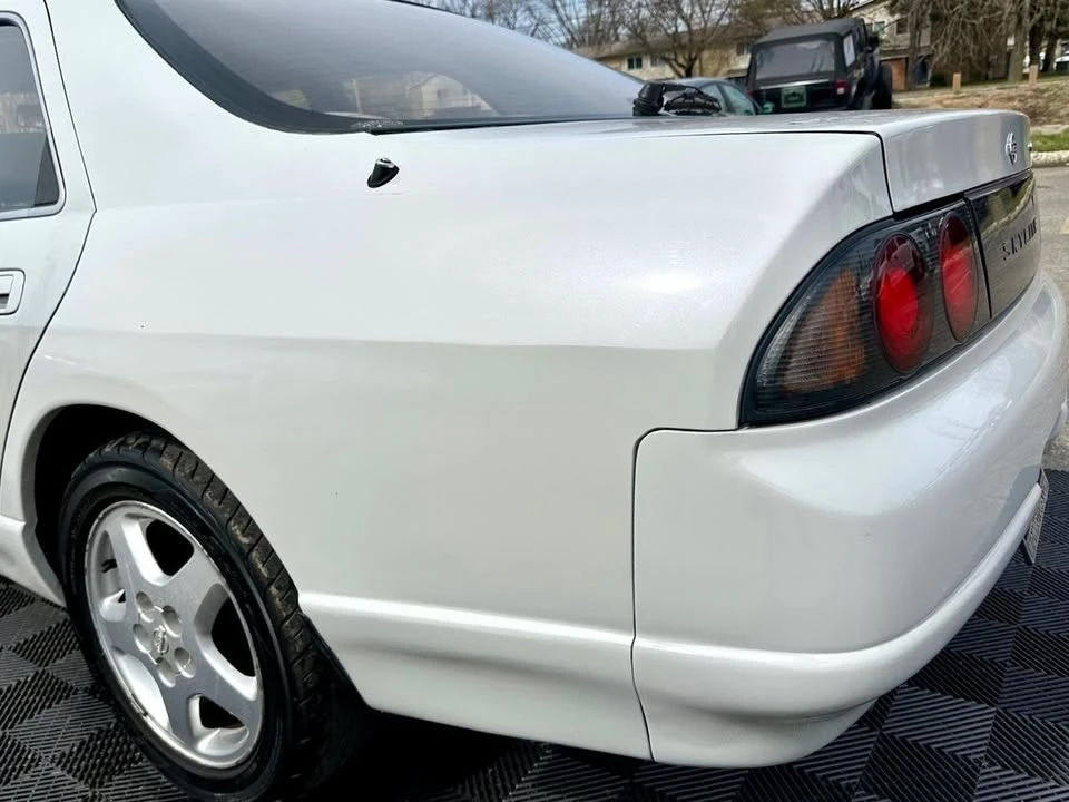 1994 Nissan Skyline - Image 12 of 19