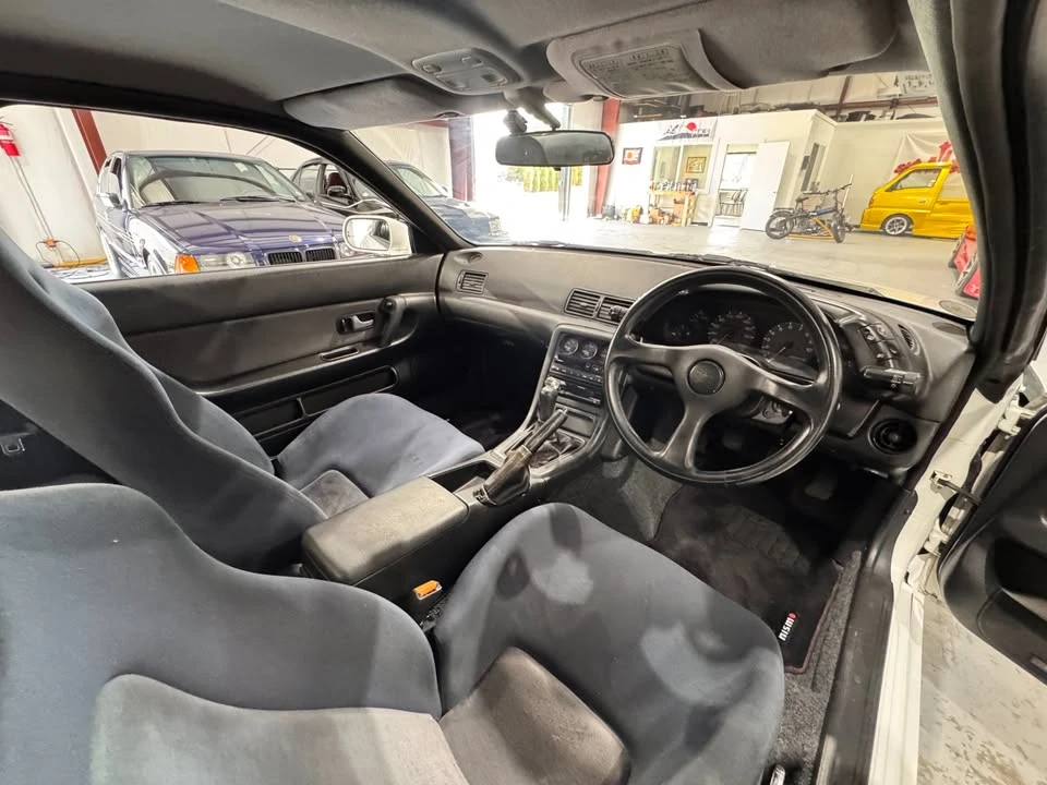 1994 Nissan Skyline - Image 13 of 20