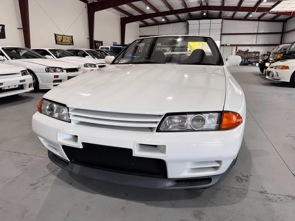 1994 Nissan Skyline - Image 10 of 20