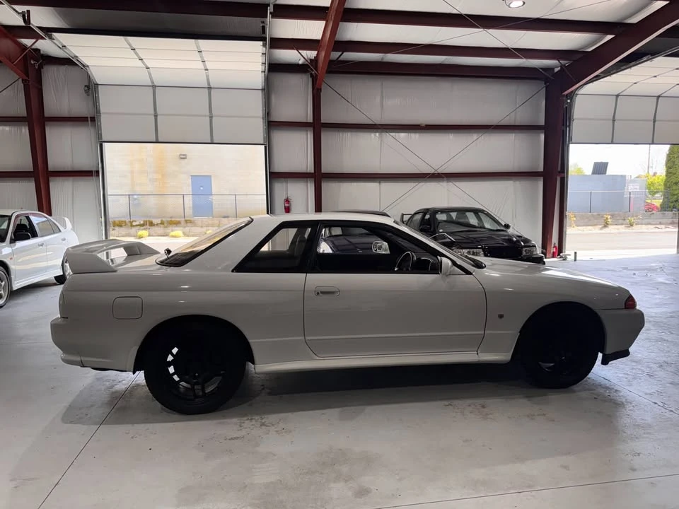 1994 Nissan Skyline - Image 5 of 20