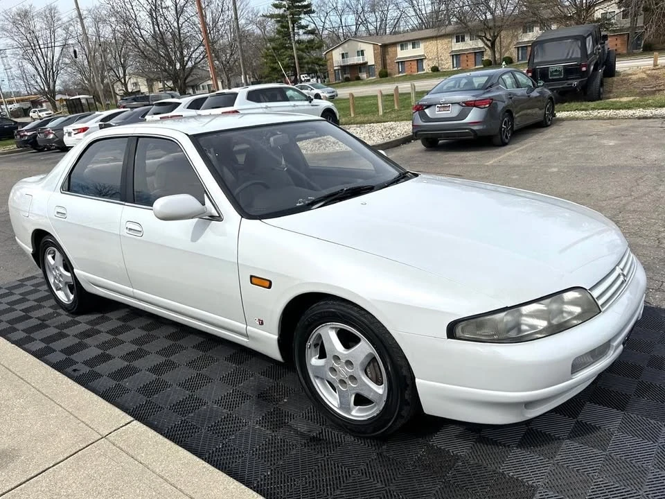 1994 Nissan Skyline - Image 2 of 19