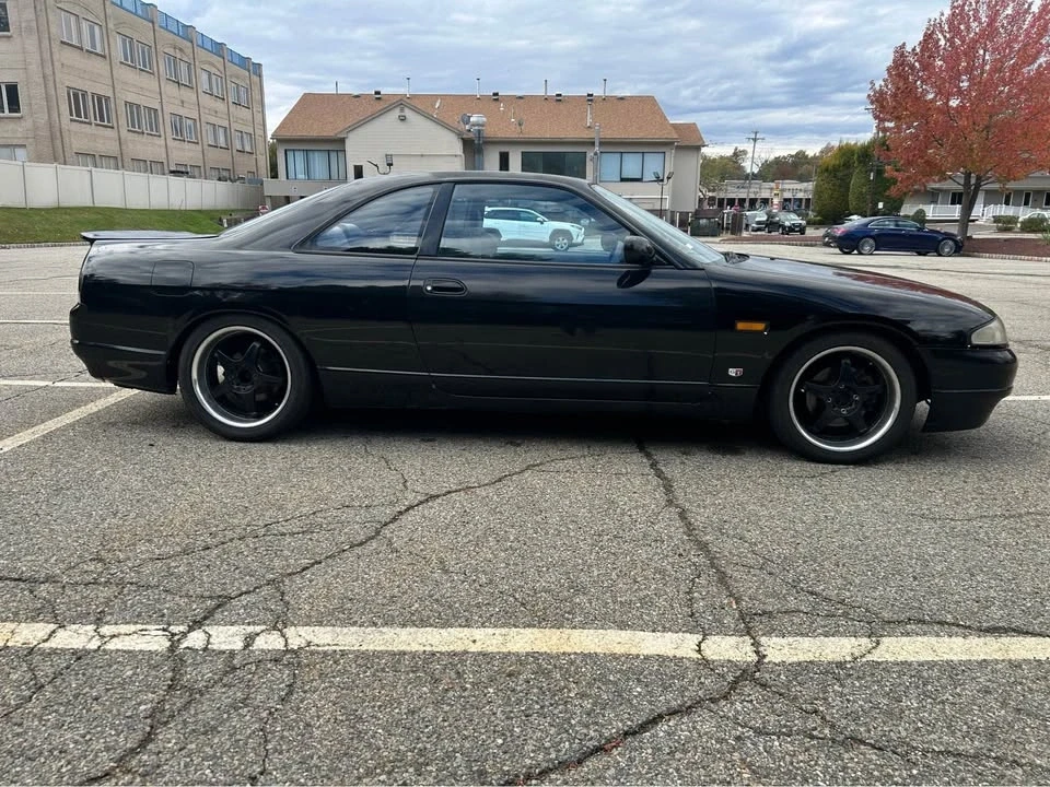 1994 Nissan R33 Skyline 9th Gen - Image 2 of 20