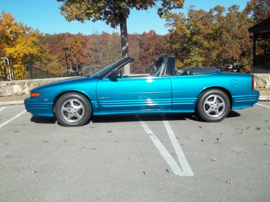 1994 Oldsmobile Cutlass Ciera - Image 2 of 7