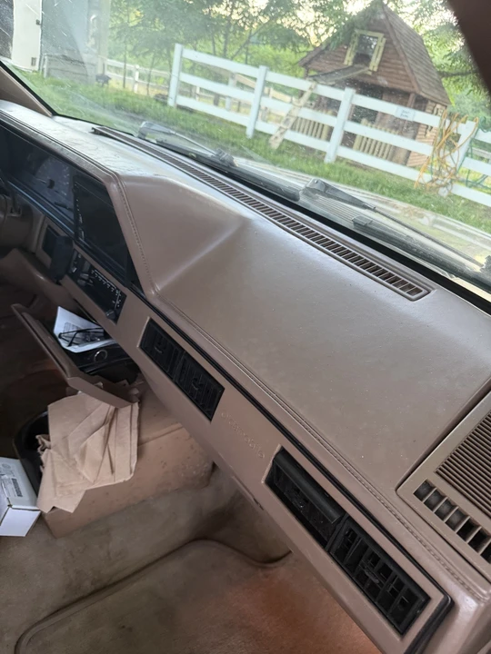 1994 Oldsmobile Cutlass Ciera - Image 6 of 21