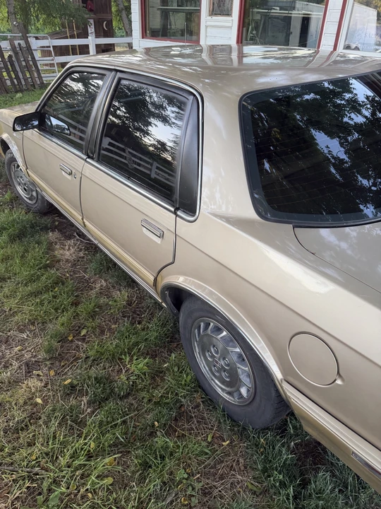 1994 Oldsmobile Cutlass Ciera - Image 4 of 21