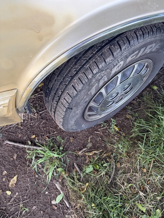 1994 Oldsmobile Cutlass Ciera - Image 3 of 21