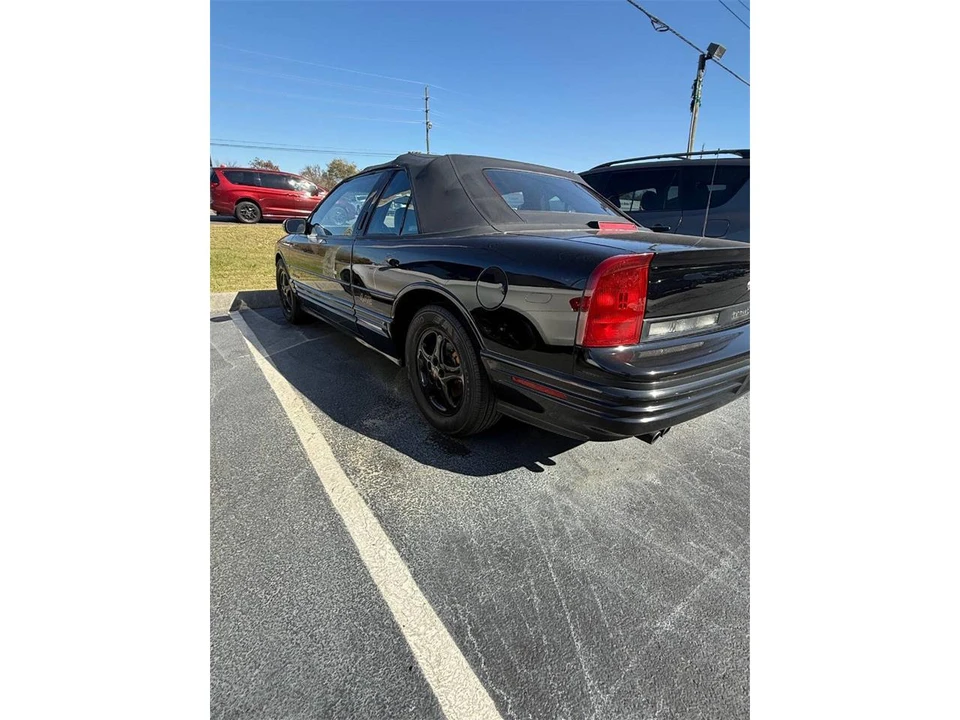 1994 Oldsmobile Cutlass Supreme - Image 4 of 7