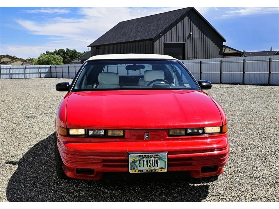 1994 Oldsmobile Cutlass Supreme - Image 8 of 31