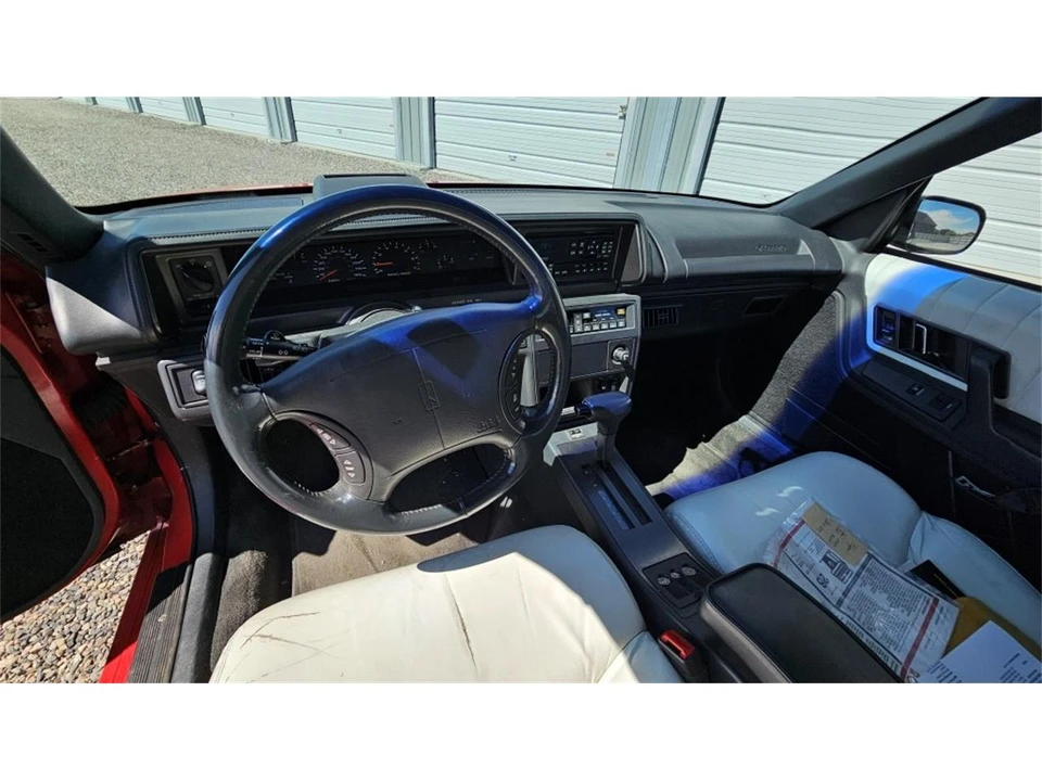 1994 Oldsmobile Cutlass Supreme - Image 16 of 31
