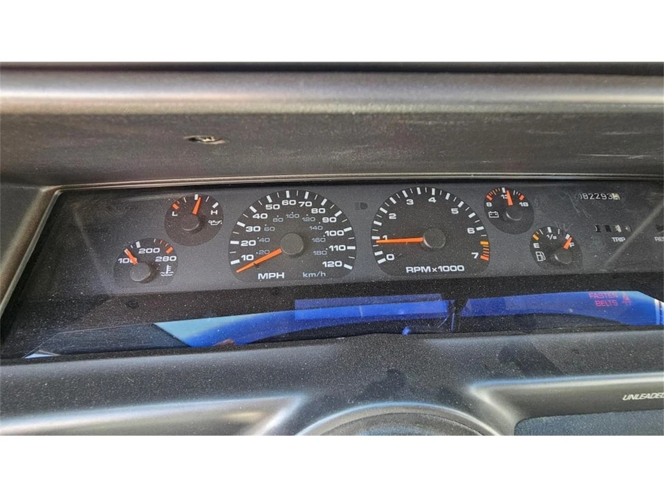 1994 Oldsmobile Cutlass Supreme - Image 19 of 31
