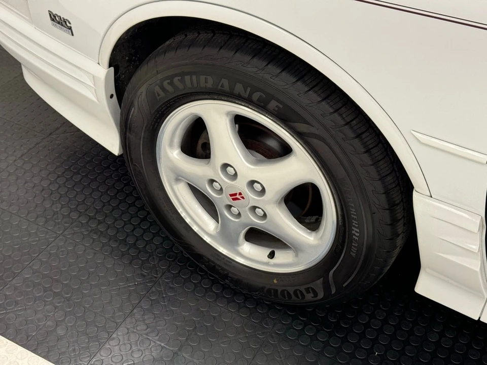 1994 Oldsmobile Cutlass Supreme - Image 14 of 21