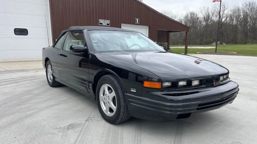 1994 Oldsmobile Cutlass Supreme - Image 4 of 17