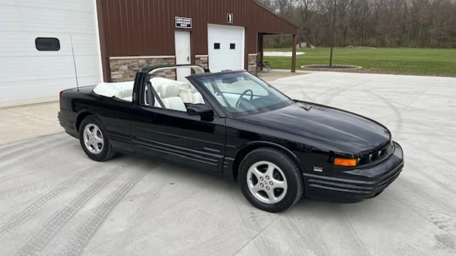 1994 Oldsmobile Cutlass Supreme - Image 7 of 17