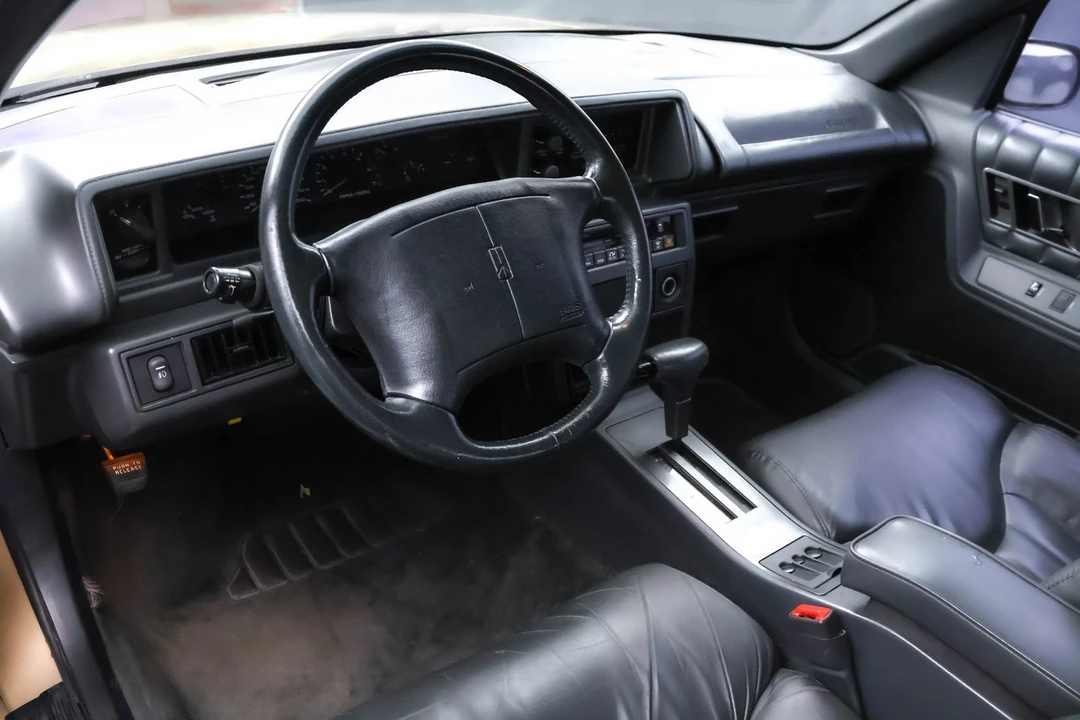 1994 Oldsmobile Cutlass Supreme - Image 9 of 28