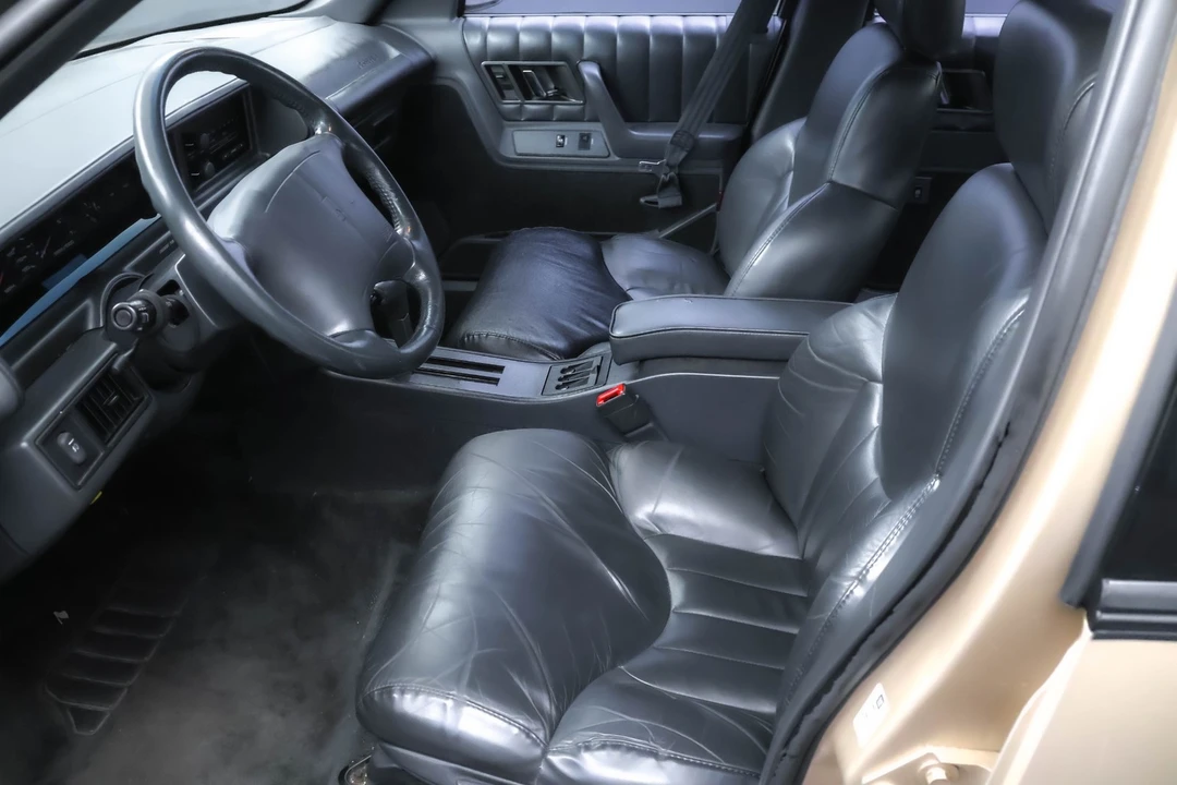 1994 Oldsmobile Cutlass Supreme - Image 5 of 28