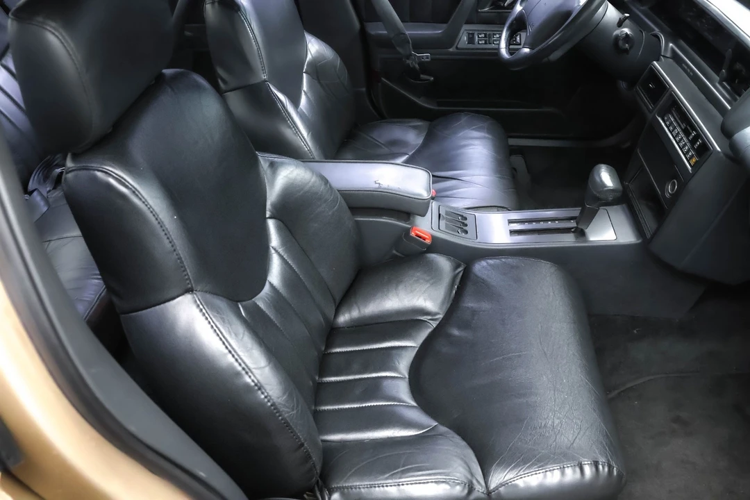 1994 Oldsmobile Cutlass Supreme - Image 7 of 28