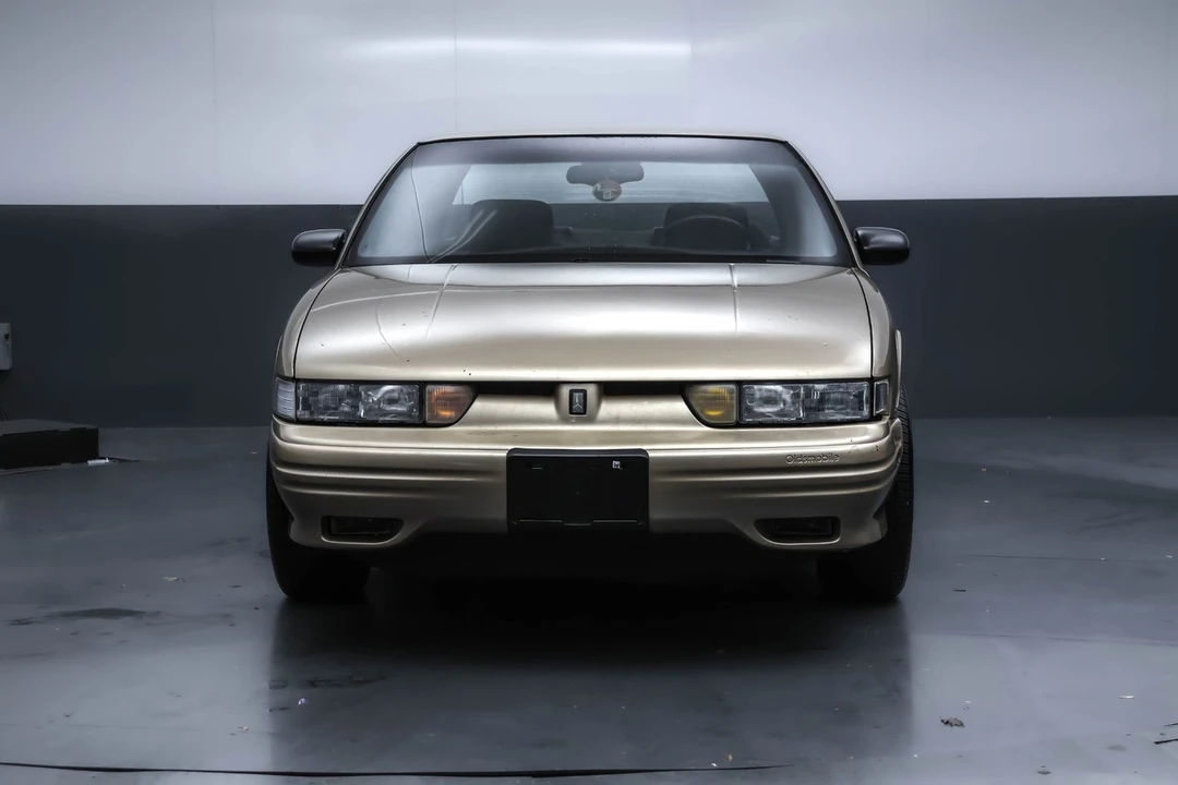 1994 Oldsmobile Cutlass Supreme - Image 28 of 28