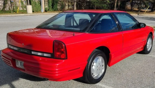 1994 Oldsmobile Cutlass Supreme - Image 2 of 8