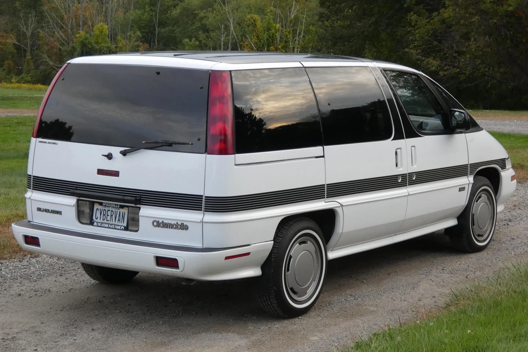 1994 Oldsmobile Silhouette - Image 4 of 31