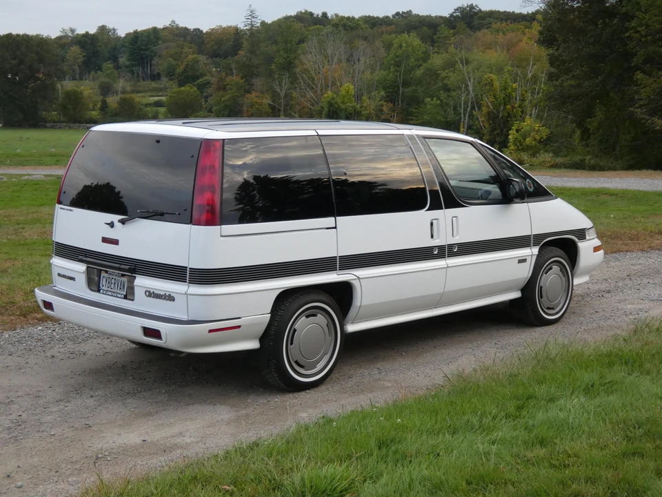 1994 Oldsmobile Silhouette - Image 26 of 31