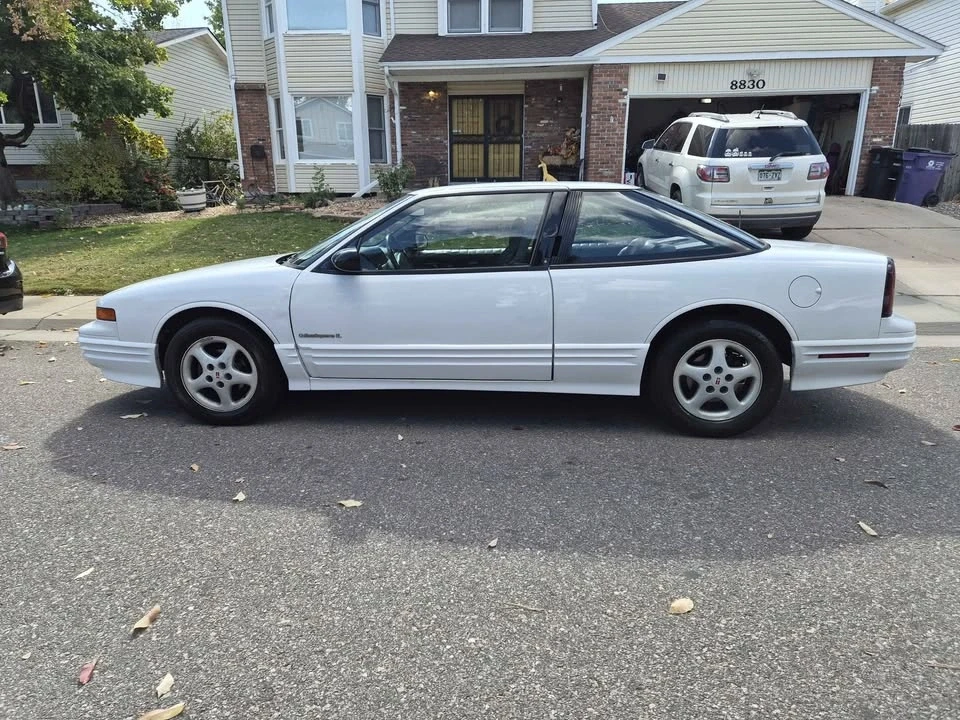 1994 Oldsmobile Cutlass Supreme - Image 2 of 11