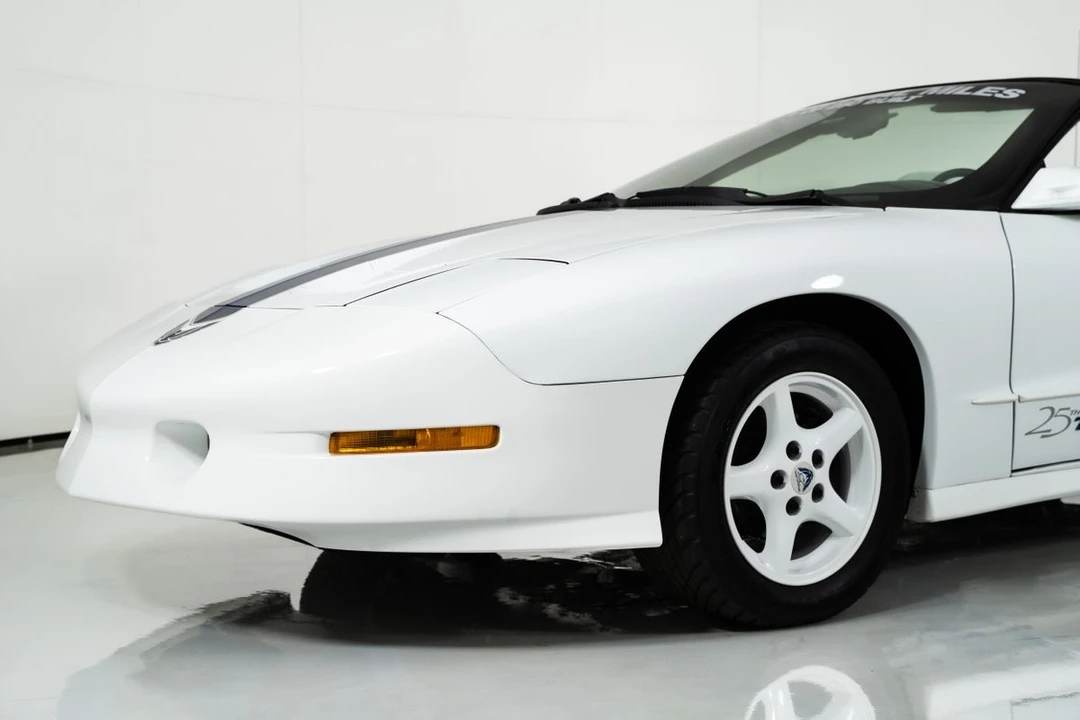 1994 Pontiac Firebird Trans Am 4th Gen - Image 6 of 31