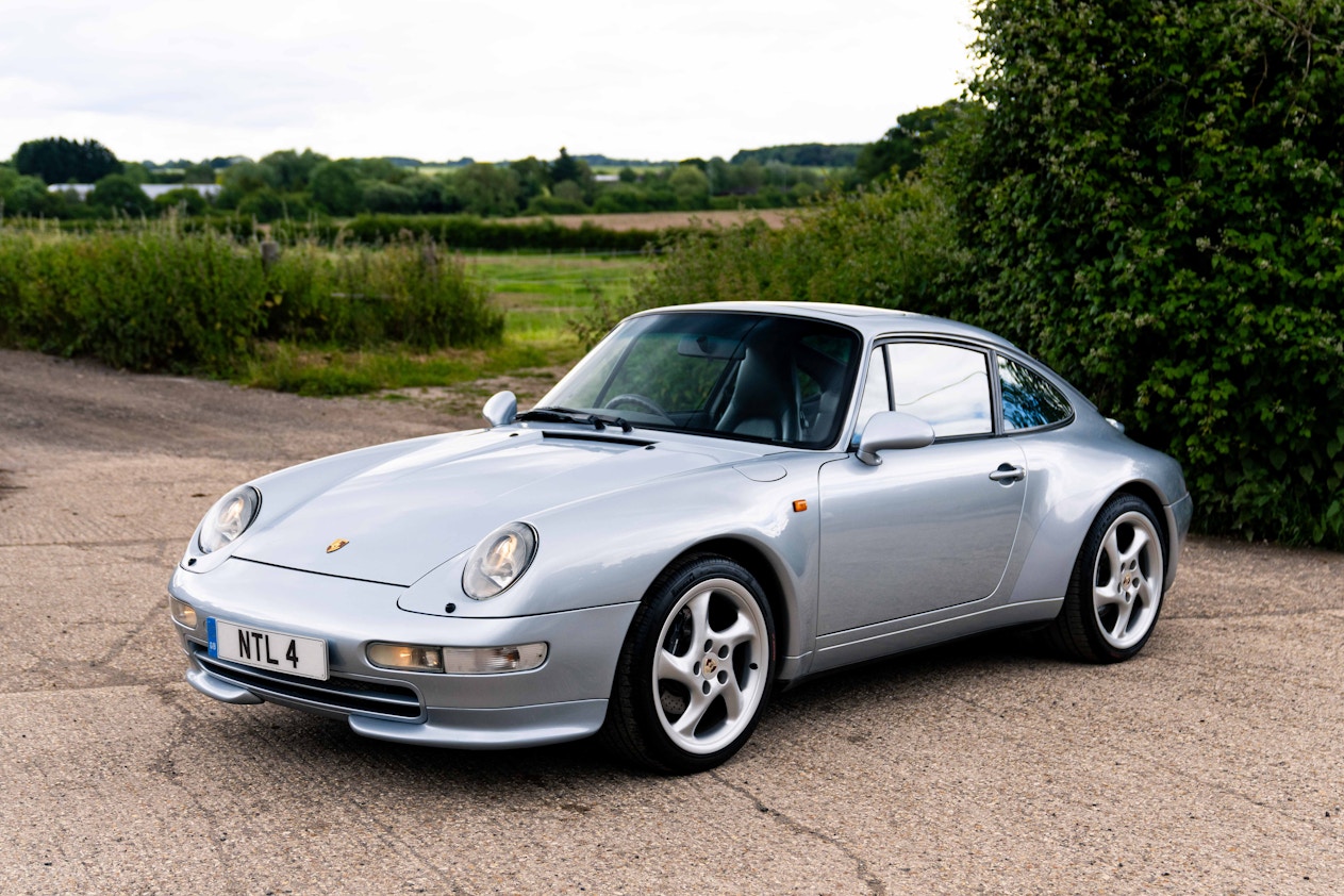 1994 PORSCHE 911 (993) CARRERA - 26,450 MILES