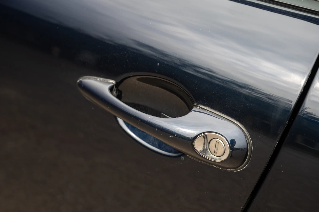 1994 Porsche 993 Carrera - Image 17 of 31
