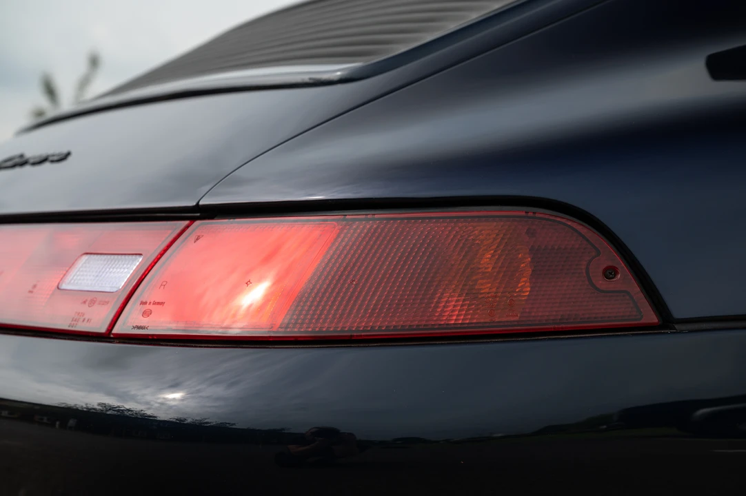 1994 Porsche 993 Carrera - Image 27 of 31
