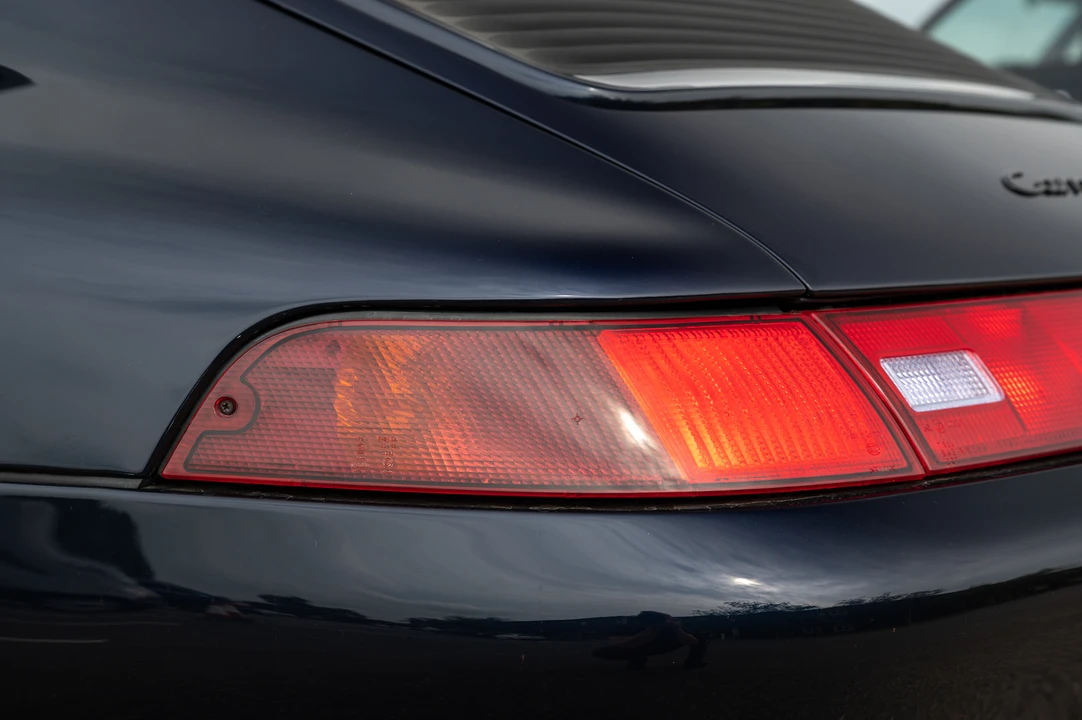 1994 Porsche 993 Carrera - Image 28 of 31