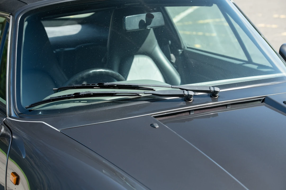 1994 Porsche 993 Carrera - Image 27 of 31