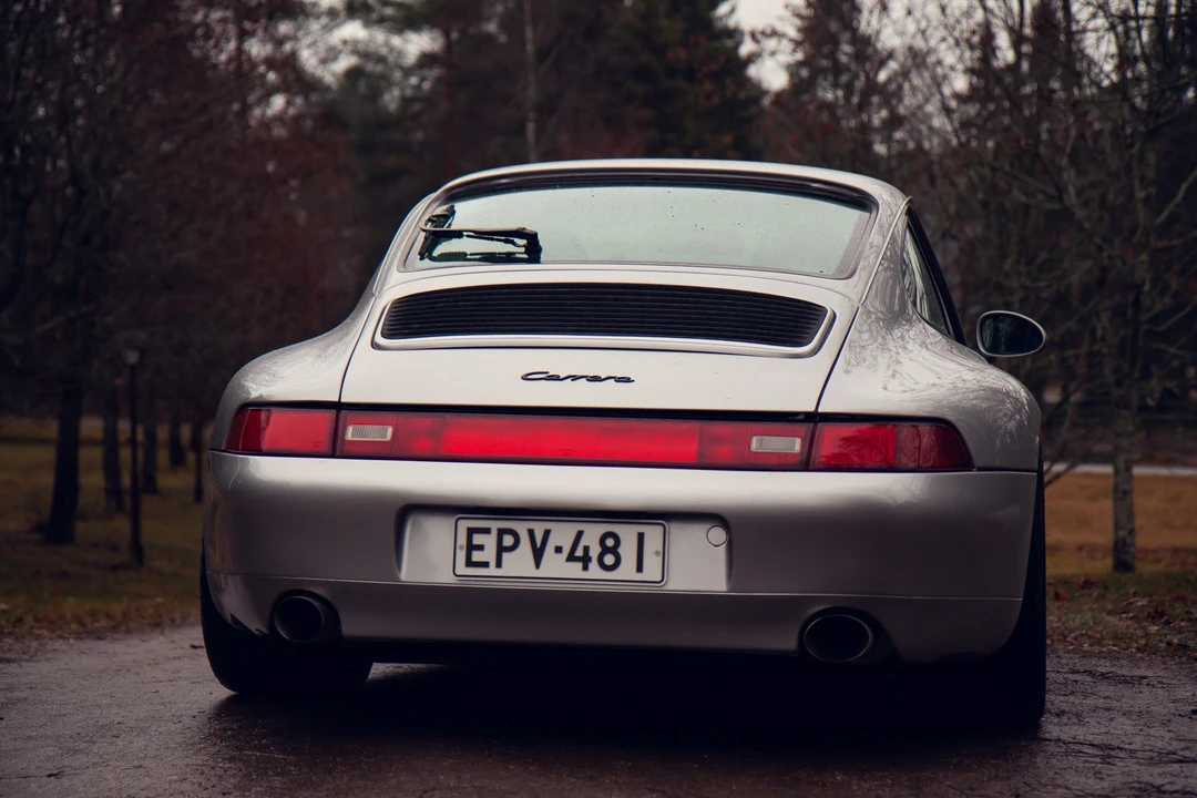 1994 Porsche 993 Carrera - Image 17 of 31