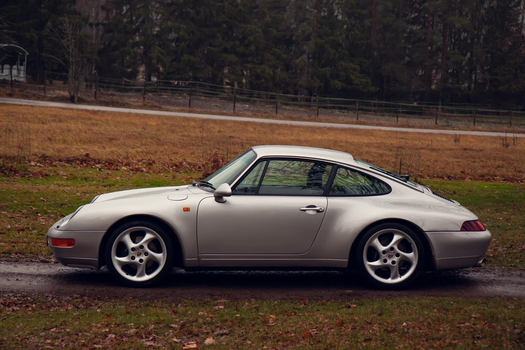 1994 Porsche 993 Carrera - Image 13 of 31