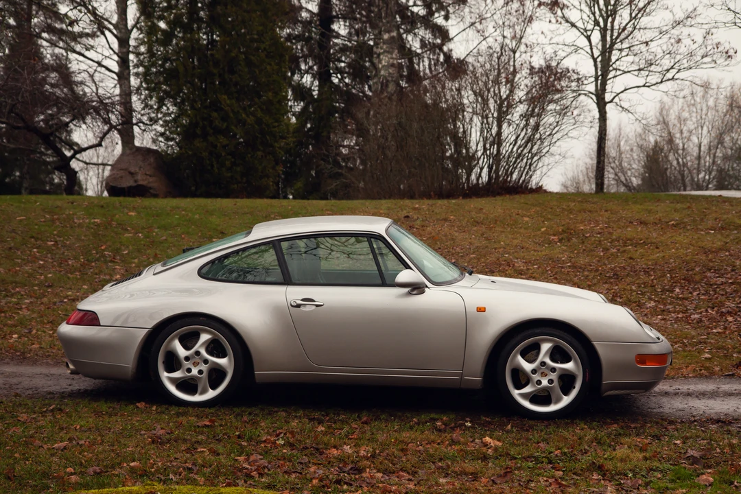 1994 Porsche 993 Carrera - Image 8 of 31