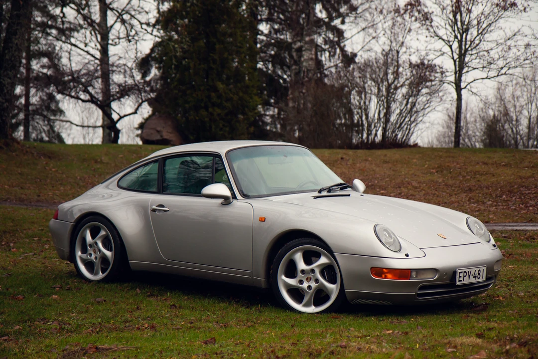 1994 Porsche 993 Carrera - Image 10 of 31