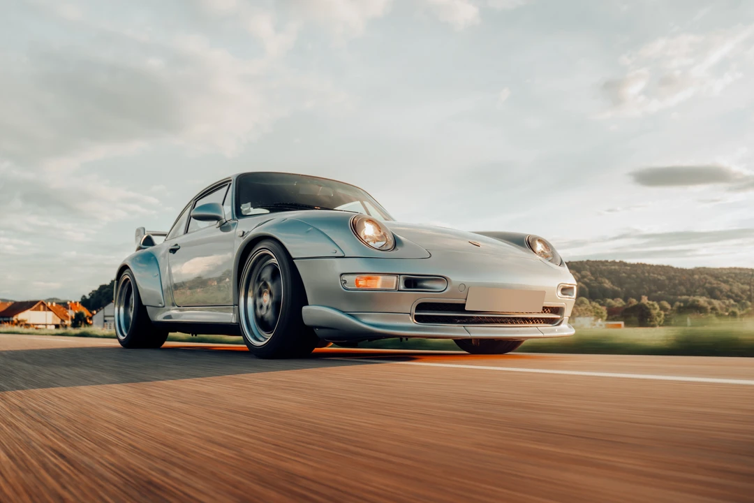 1994 Porsche 993 Carrera - Image 2 of 31