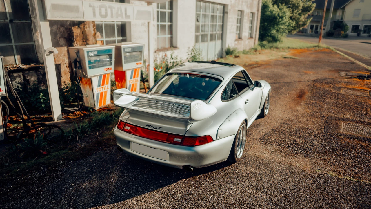 1994 Porsche 993 Carrera - Image 24 of 31