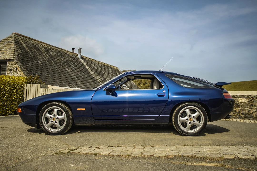 1994 Porsche 928 GTS - Image 5 of 31