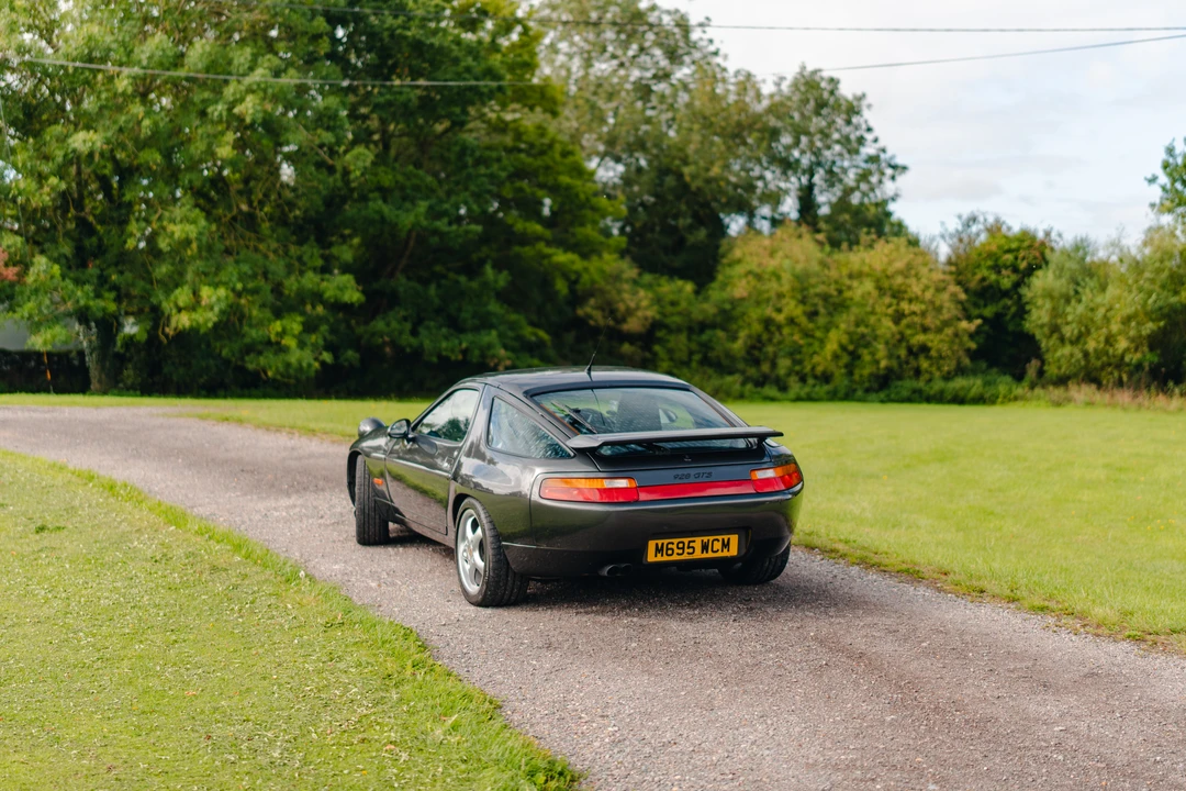 1994 Porsche 928 GTS - Image 8 of 31