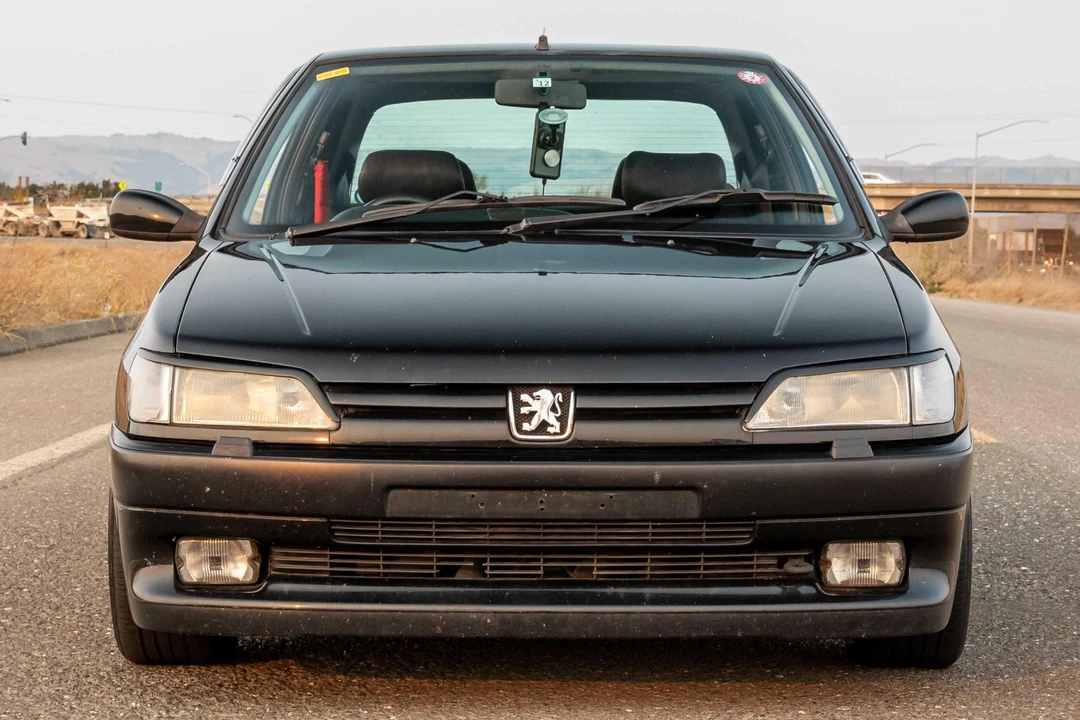 1994 Peugeot - Image 2 of 31