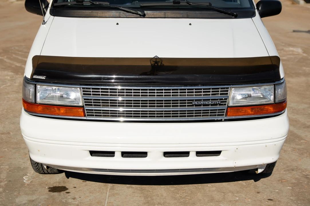 1994 Plymouth Voyager & Grand Voyager - Image 11 of 31