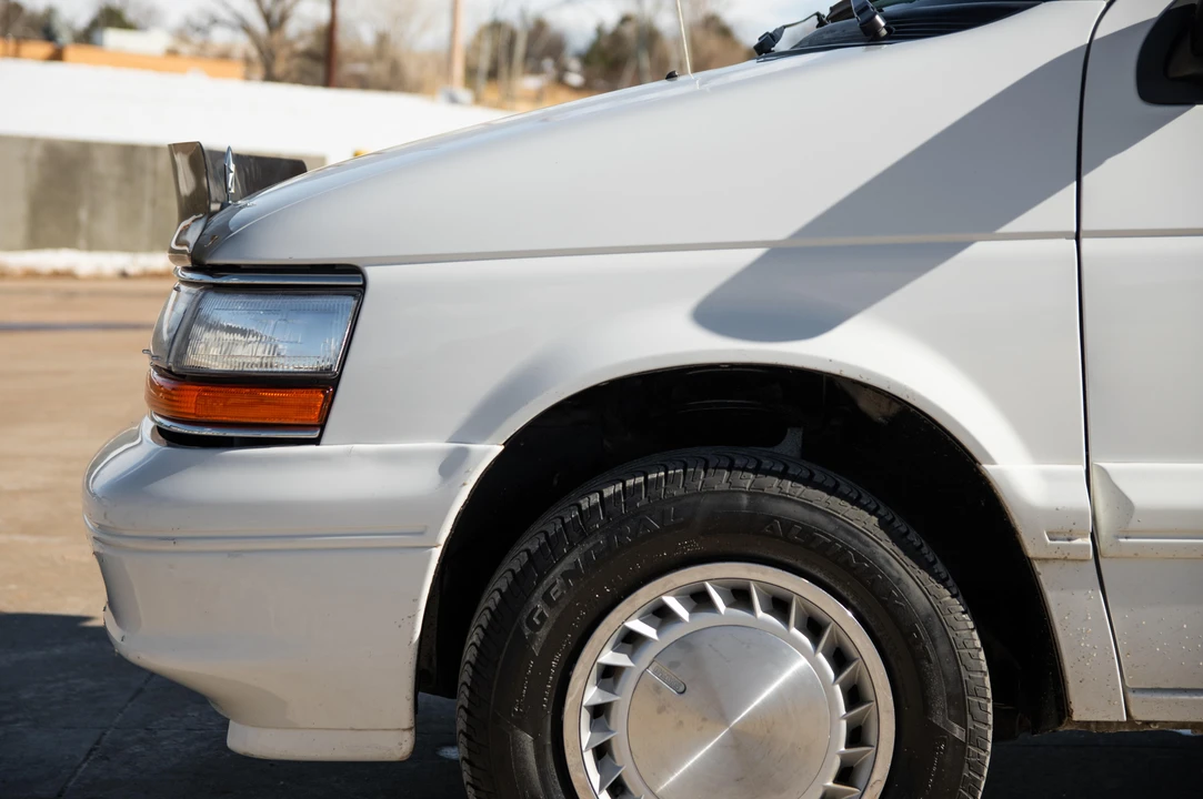 1994 Plymouth Voyager & Grand Voyager - Image 16 of 31