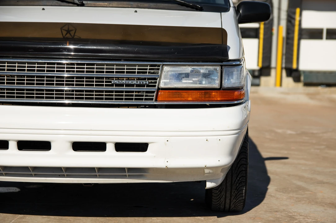 1994 Plymouth Voyager & Grand Voyager - Image 12 of 31
