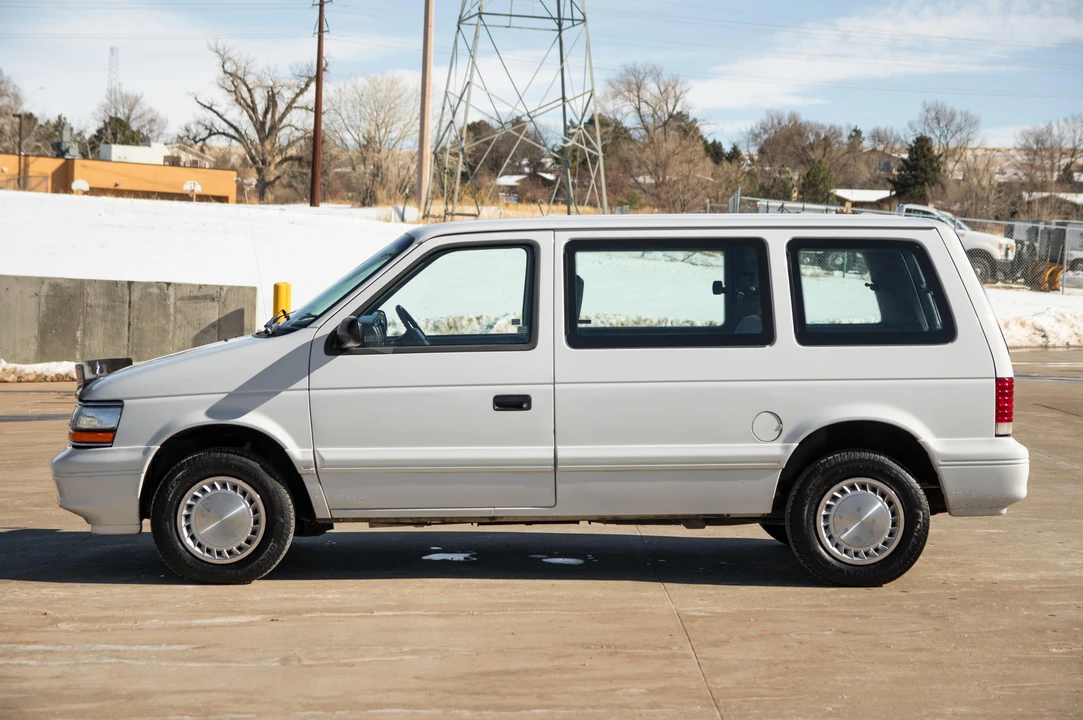 1994 Plymouth Voyager & Grand Voyager - Image 7 of 31