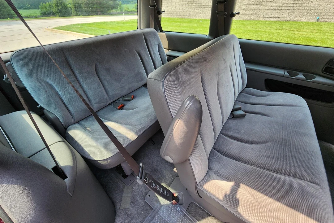 1994 Plymouth Voyager & Grand Voyager - Image 30 of 31