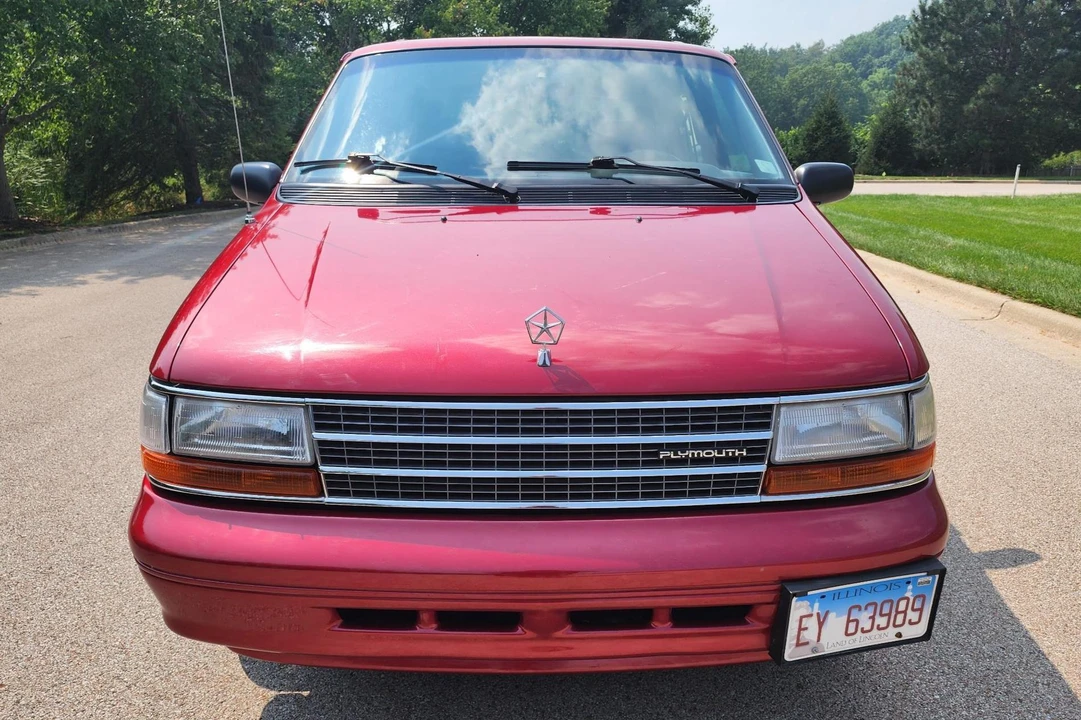 1994 Plymouth Voyager & Grand Voyager - Image 2 of 31