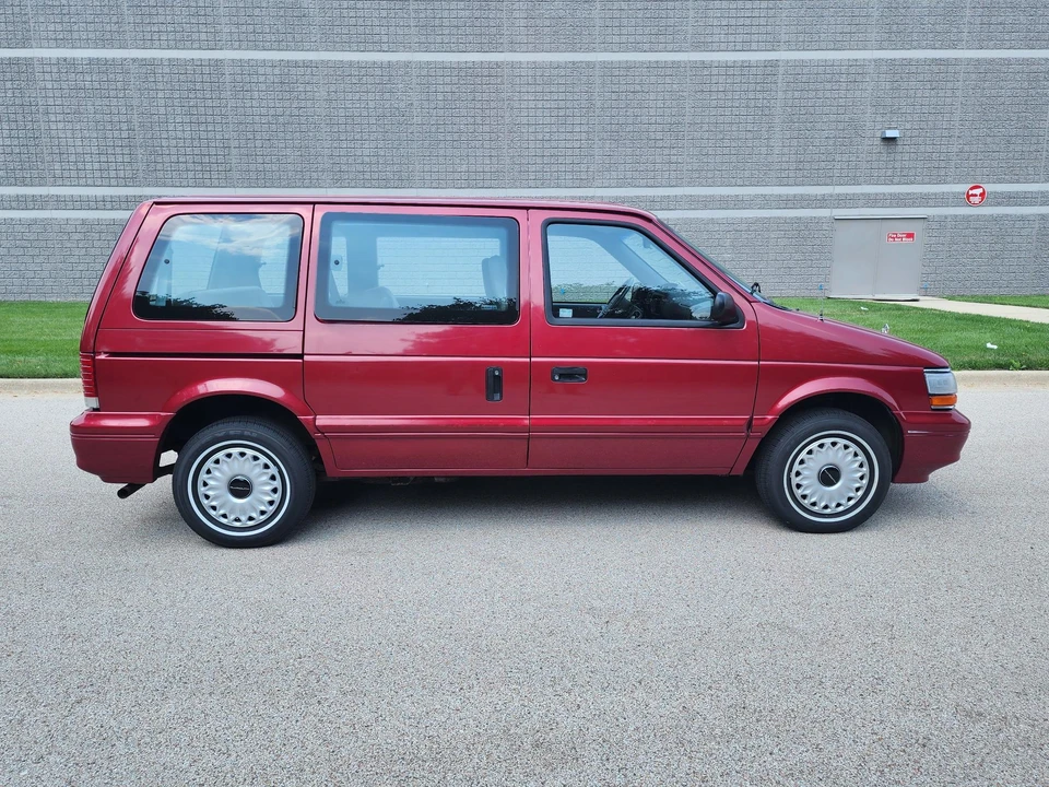 1994 Plymouth Voyager & Grand Voyager - Image 8 of 31